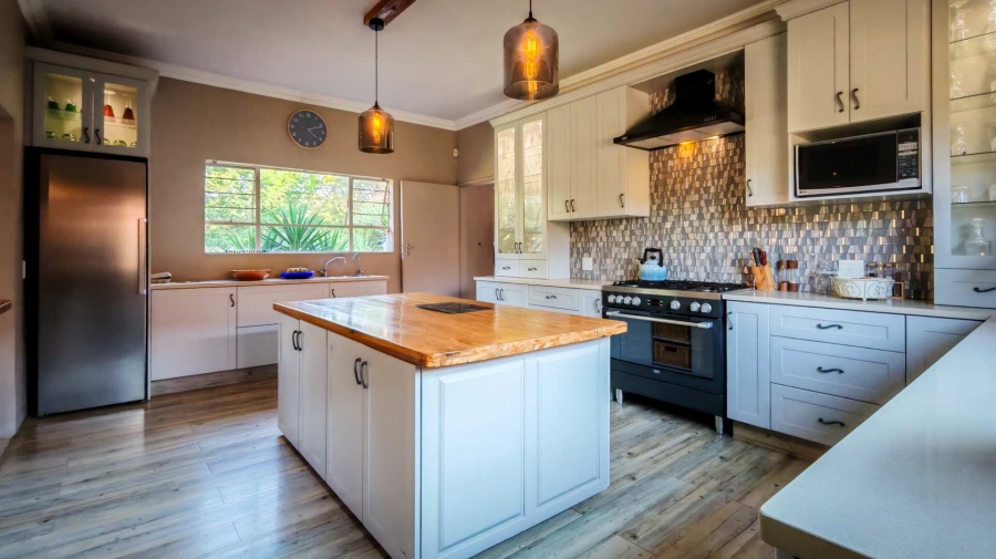 4 Bedroom Property for Sale in Melodie North West